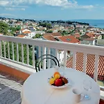 Putnik 3* Baška Voda
