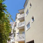 Ξενοδοχείο με διαμερίσματα Putnik 3*