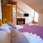 Putnik 3* Baška Voda