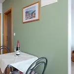 Ξενοδοχείο με διαμερίσματα Putnik