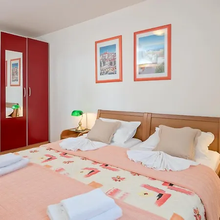 Aparthotel Putnik Baska Voda