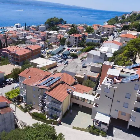 Putnik 3* Baška Voda