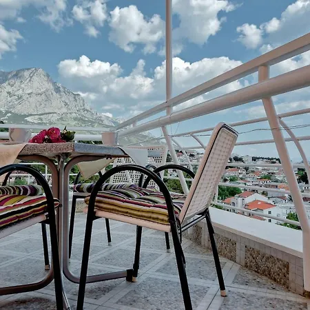 Putnik 3* Baška Voda