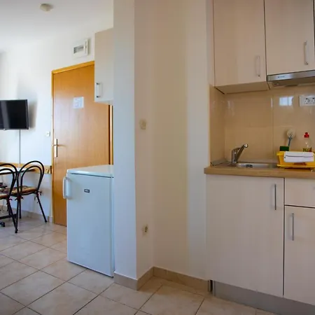 Aparthotel Putnik Baška Voda