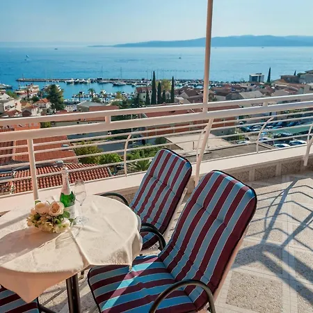 Aparthotel Putnik Baška Voda