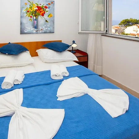 Aparthotel Putnik 3*