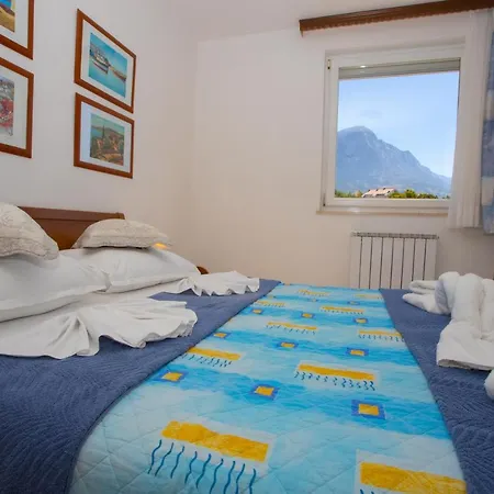 Putnik 3* Baška Voda