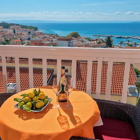 Putnik 3* Baška Voda