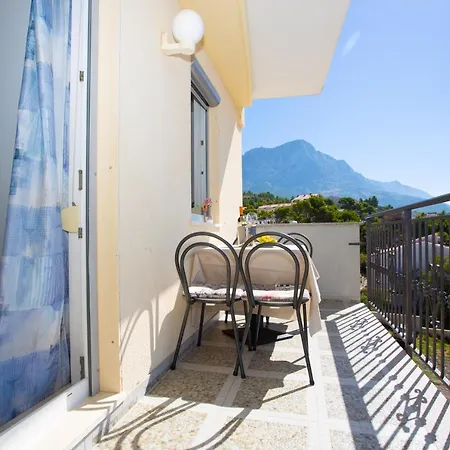 Putnik 3* Baška Voda