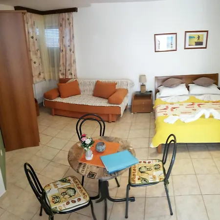 Aparthotel Putnik Baška Voda