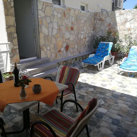 Putnik Lägenhetshotell Baška Voda