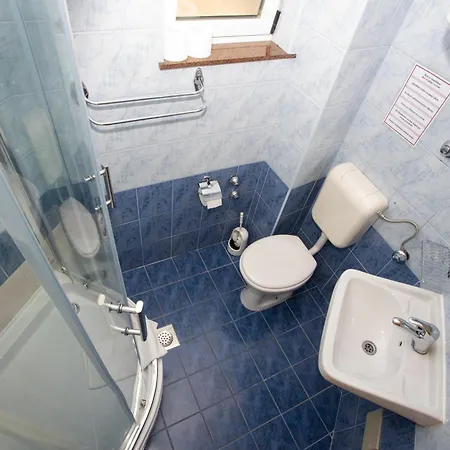 Lejlighedshotel Putnik 3*